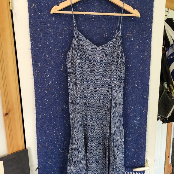 Bundle of summer dresses - Picture 5 of 6